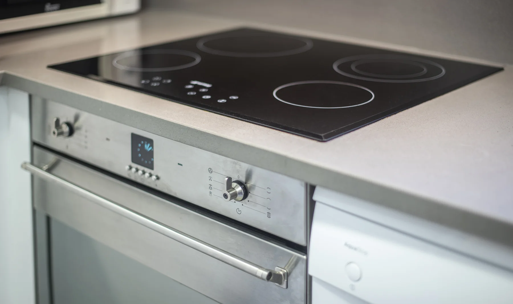 Suite Celia fully equipped kitchen detail 12