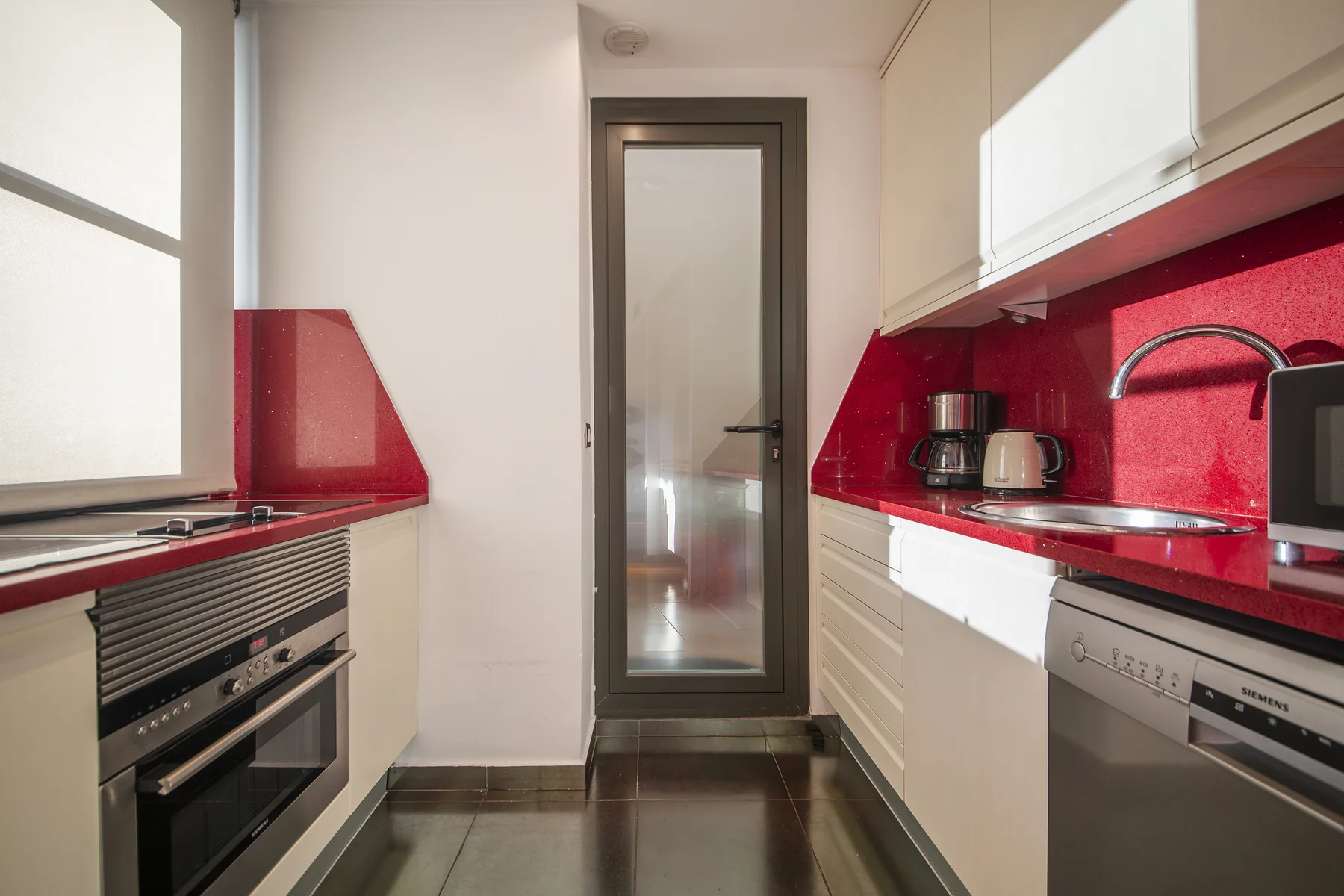 Suite Divina kitchen threshold and oven