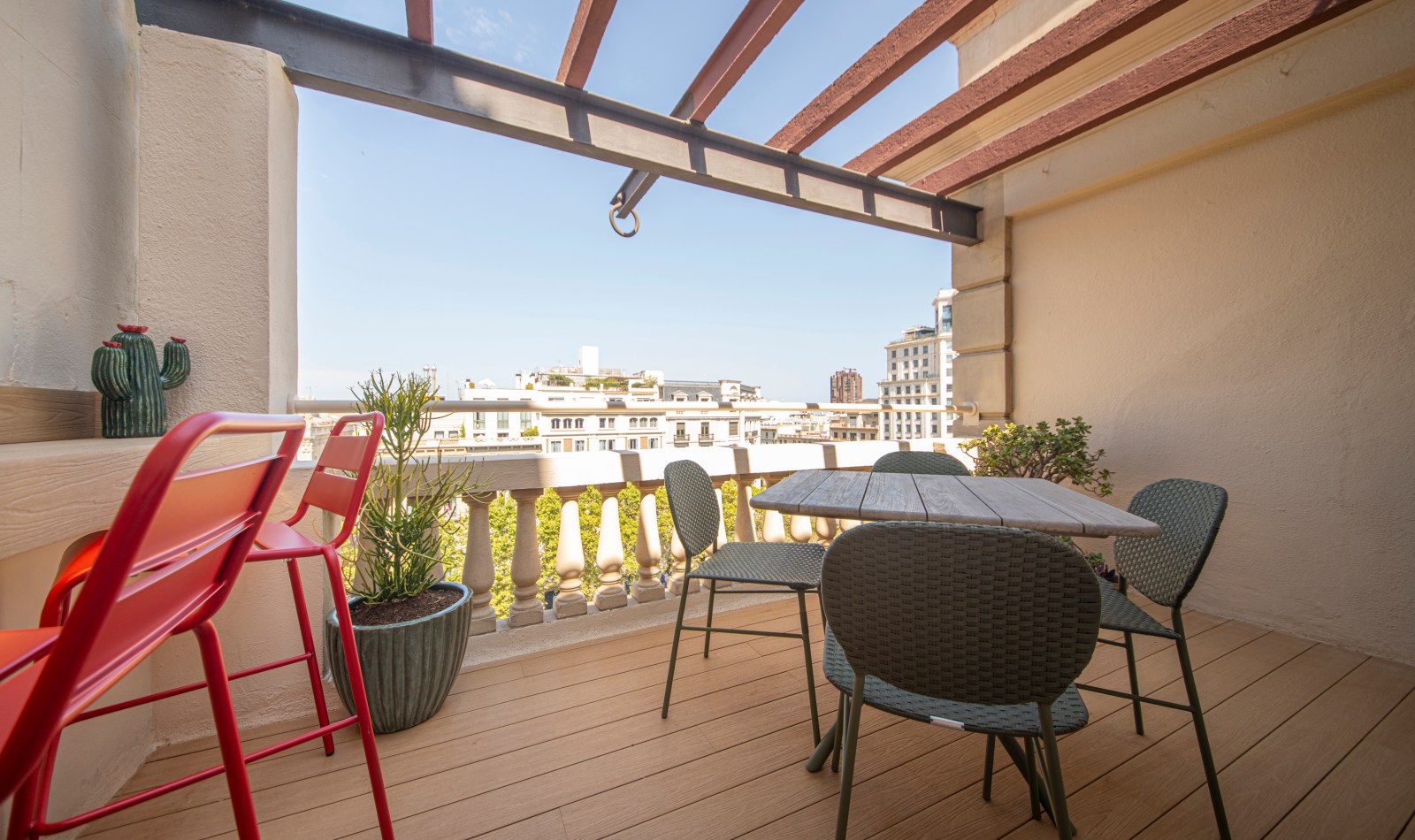 Suite Laia private terrace, view 02