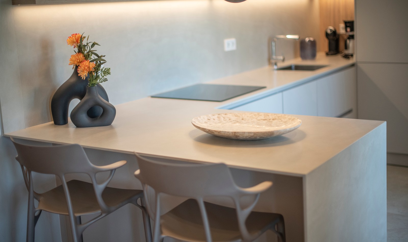 Suite Laia kitchen, view 04