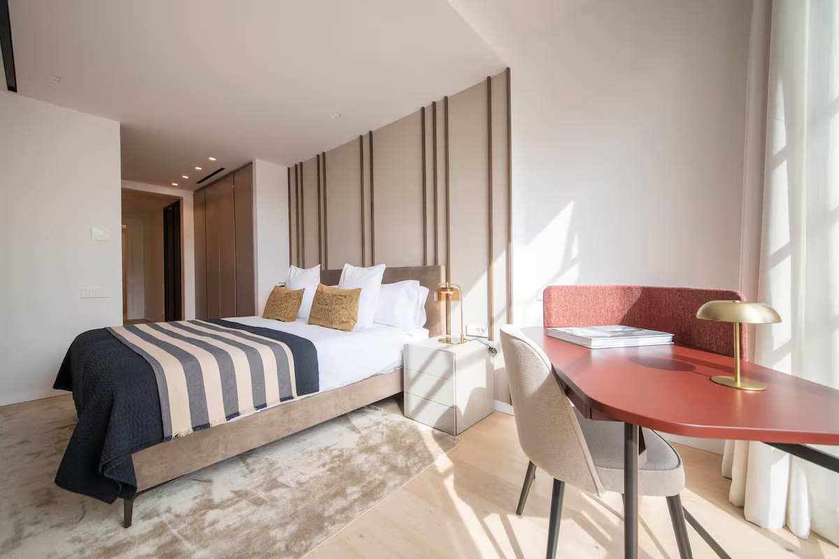 Suite Prestige bedroom 3 with a king bed